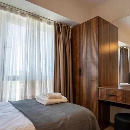 Modern Luxury Stylish 2br Apt 아파트