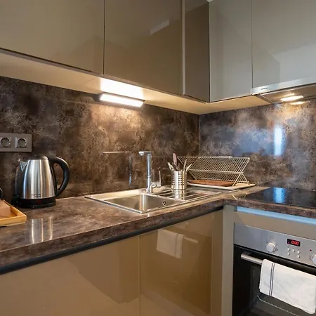 아파트 Modern Luxury Stylish 2br Apt *