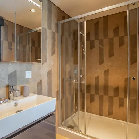 Modern Luxury Stylish 2br Apt * イスタンブール